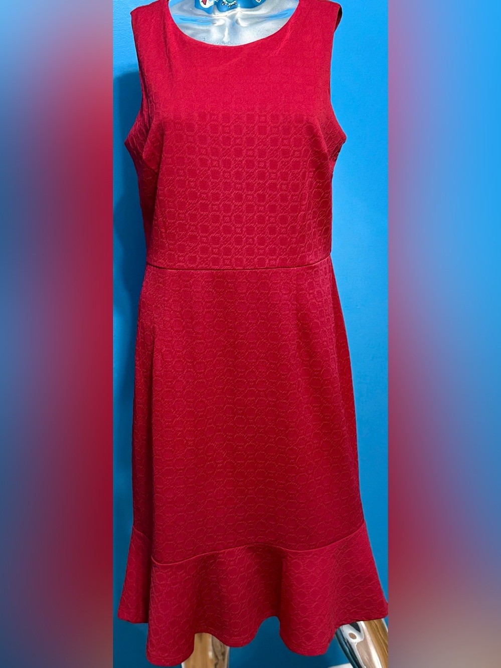 Sleeveless Red Textured Midi Dress
